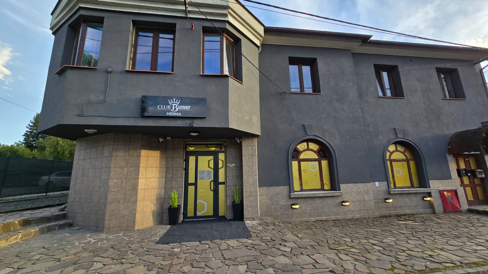 CLUB BONVER HERNA - fotka - 1