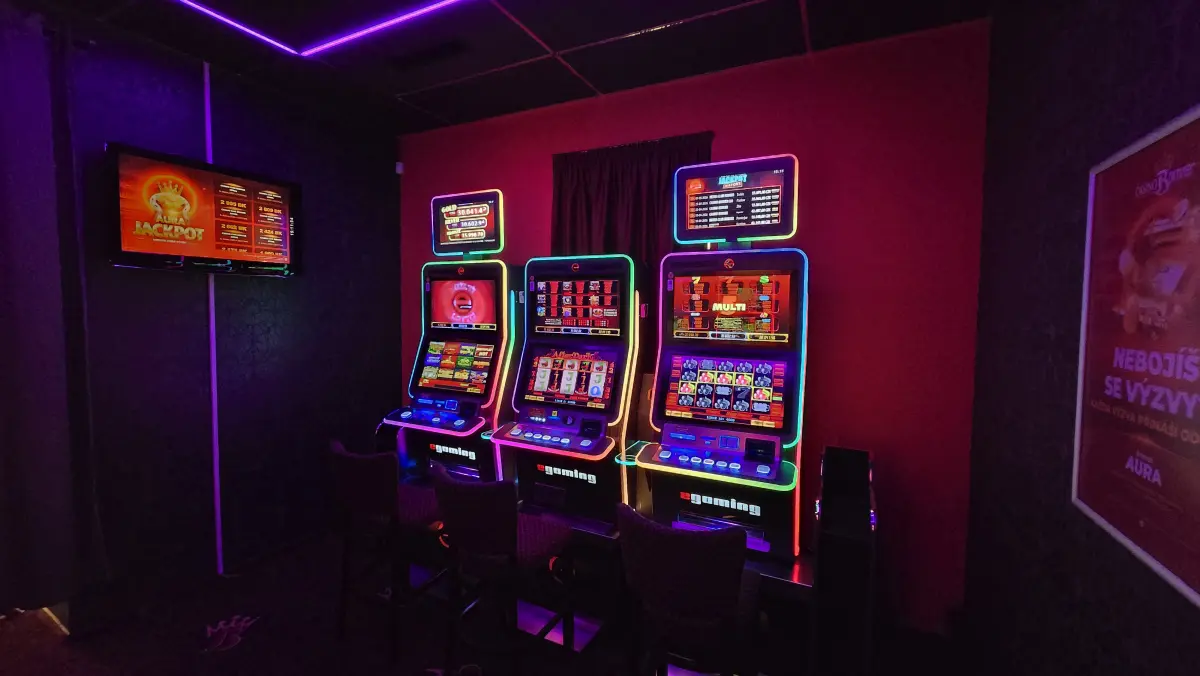 CASINO CLUB BONVER - fotka - 3