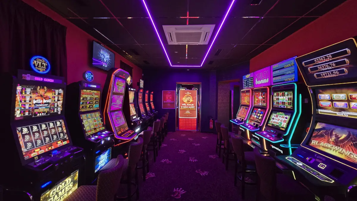 CASINO CLUB BONVER - fotka - 10