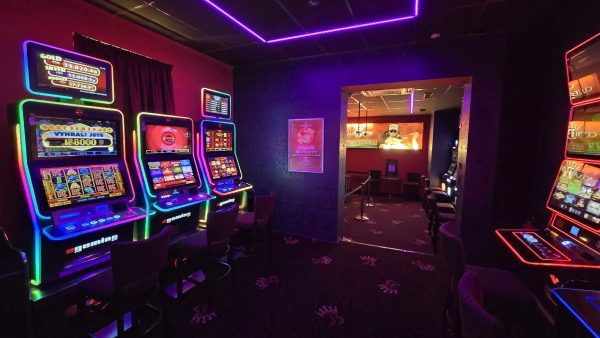 CASINO CLUB BONVER - fotka - 11