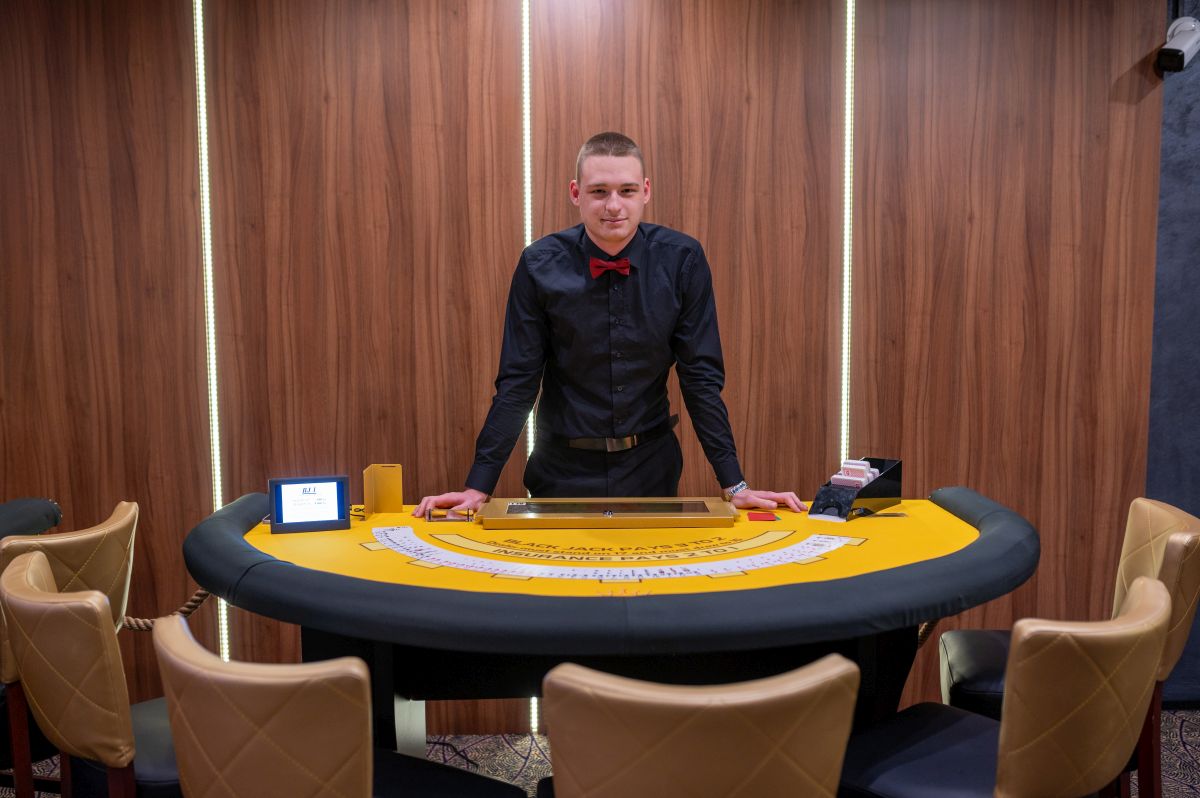 Krupiér Live Game Planá